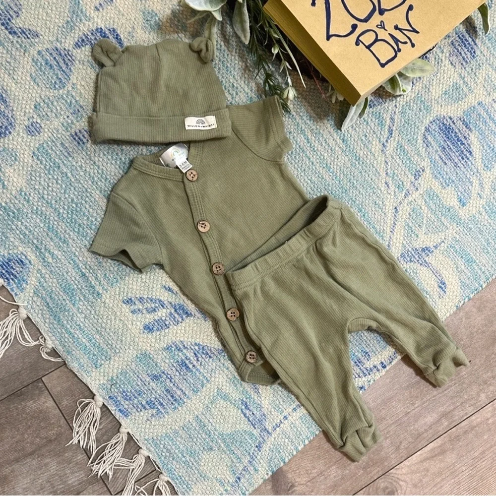 Willow + Whimsy Baby Boy Organic 3-Piece Outfit Set Hat, Joggers, shirt